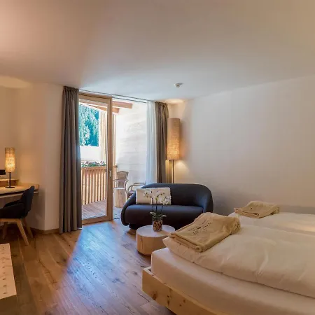 Vajolet Otel San Cassiano (Badia)
